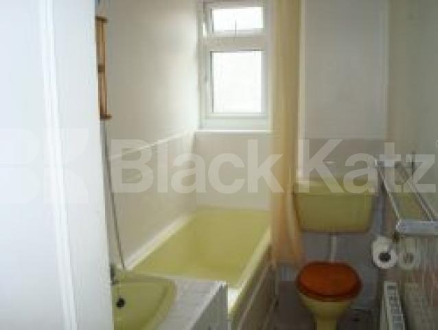 			New Instruction, 2 Bedroom, 1 bath, 1 reception Ground Floor Flat			 St Marks Road, LADBROOK GROVE W10